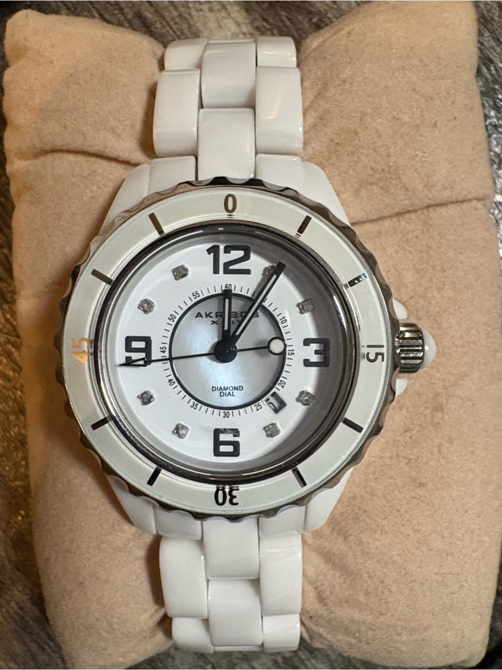 AKRIBOS XXIV White Ceramic Diamond Dial Watch